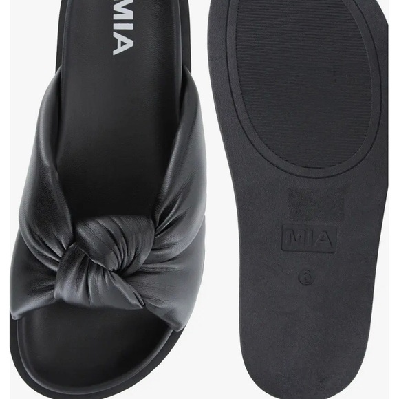 MIA Knotted Platform Slide Sandal - Picture 2 of 2